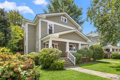 /international/us/104-e-wilson-street-mebane-nc-110107926029/