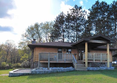 /international/us/2036-s-cypress-court-arkdale-wi-110107800261/