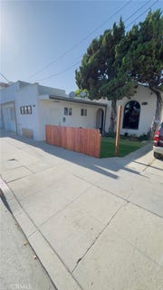 /international/us/1061-e-south-street-long-beach-ca-110097702883/