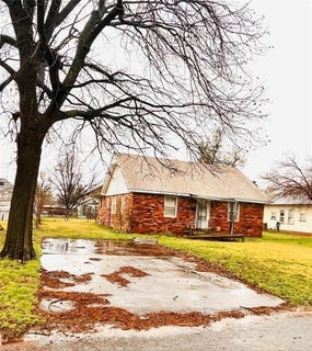 /international/us/409-w-3rd-street-watonga-ok-110100594479/
