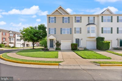 /international/us/826-vanderbilt-terrace-se-leesburg-va-110108467671/