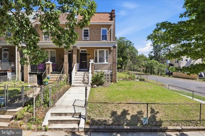 /international/us/701-longfellow-street-nw-washington-dc-110108475456/