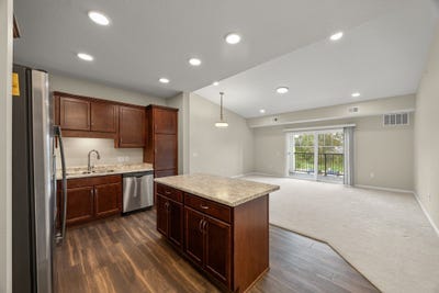 /international/us/1427-34th-avenue-sw-altoona-ia-110119986724/