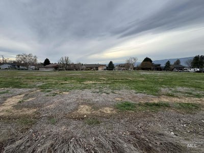 /international/us/blk-1-lot-3-6th-st-lewiston-id-110106678647/