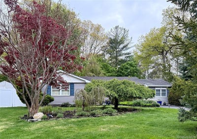 /international/us/71-ridge-haven-drive-ridge-ny-110108382011/