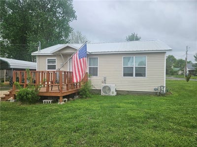 /international/us/400-s-main-avenue-lincoln-ar-110107055290/