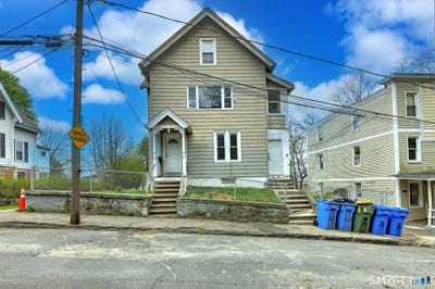 /international/us/22-ashley-street-waterbury-ct-110108107791/
