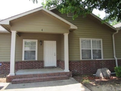 /international/us/1410-robins-street-4-conway-ar-110108140851/