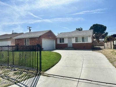 /international/us/38343-17th-street-palmdale-ca-110107383951/