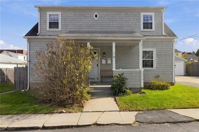 /international/us/22-tremont-street-cranston-ri-110120766572/
