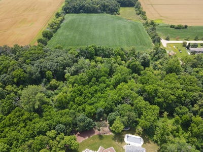 /international/us/8829-northwestern-ave-mount-pleasant-wi-110100901106/