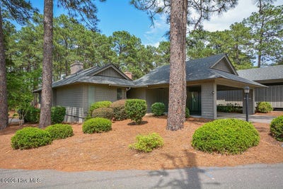 /international/us/285-sugar-gum-lane-pinehurst-nc-110108606380/