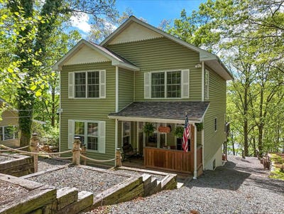 /international/us/86-paupack-point-road-hawley-pa-110099853115/