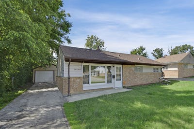 /international/us/111-shabbona-drive-park-forest-il-110108535396/