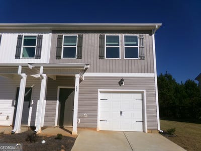 /international/us/404-oakwood-drive-nw-milledgeville-ga-110105289643/