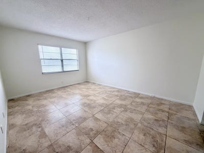 /international/us/1110-sw-125th-avenue-pembroke-pines-fl-110120561240/