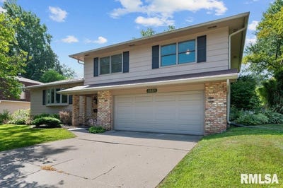 /international/us/1551-forest-hills-road-bettendorf-ia-110101147617/