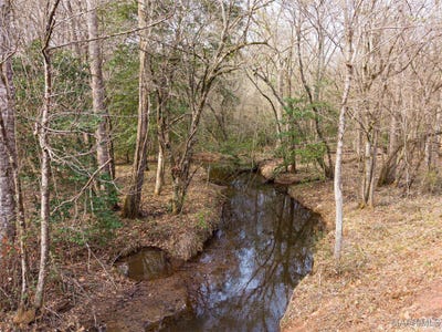 /international/us/farmstead-road-greenville-al-110105274231/