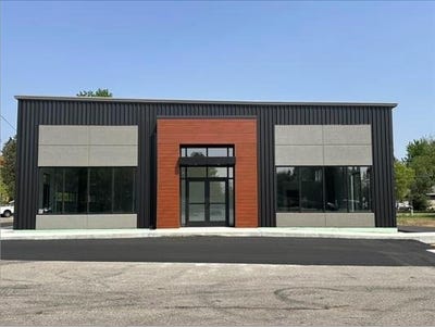 /international/us/2450-post-road-plover-wi-110108567253/
