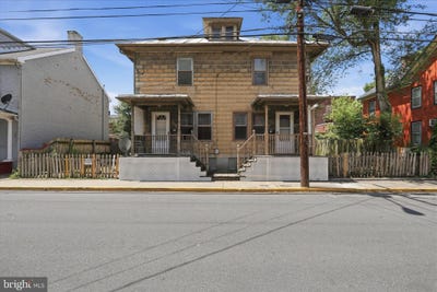 /international/us/224-n-spring-street-martinsburg-wv-110109944239/
