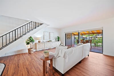 /international/us/16408-bridge-end-rd-miami-lakes-fl-110097783249/