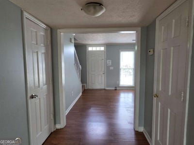 /international/us/876-indian-lake-drive-nw-lilburn-ga-110108442438/