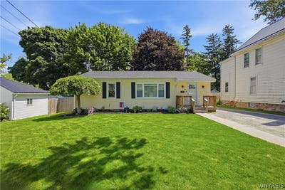 /international/us/61-adam-street-lockport-ny-110108540779/