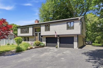 /international/us/26-causeway-st-hudson-ma-110108501657/