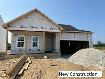 /international/us/2975-mcintosh-drive-ne-louisville-oh-110101362922/
