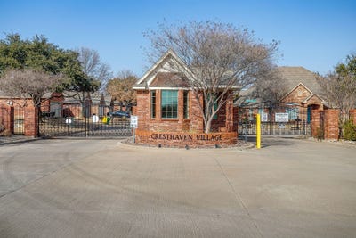 /international/us/119-crestway-drive-cedar-hill-tx-110105331207/