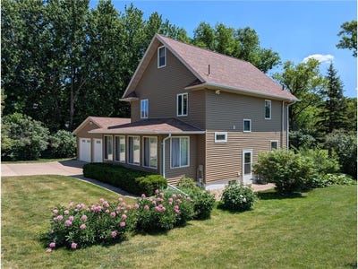 /international/us/103-saint-albans-street-lynd-mn-110108496300/