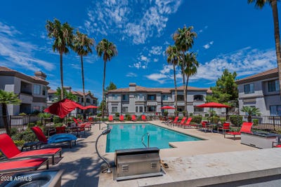 /international/us/1941-s-pierpont-drive-mesa-az-110100840848/