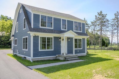 /international/us/4360-us-9-plattsburgh-ny-110100684226/