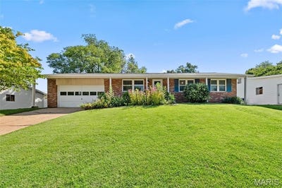 /international/us/11767-benedetta-drive-bridgeton-mo-110100775140/