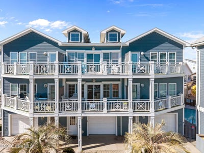 /international/us/202-n-fort-fisher-boulevard-kure-beach-nc-110103296967/