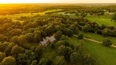 /international/us/808-long-state-highway-y-marshfield-mo-110101260092/