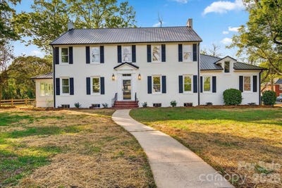 /international/us/504-s-franklin-street-china-grove-nc-110107193562/