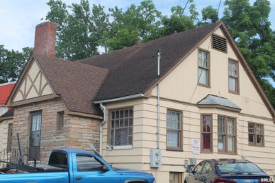 /international/us/605-w-freeman-street-carbondale-il-110100919323/
