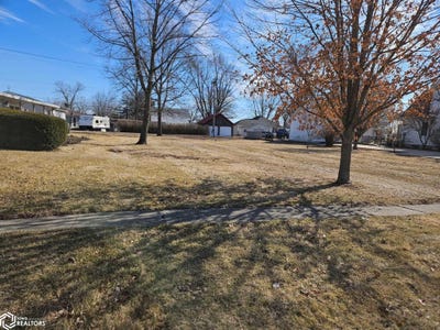 /international/us/502-s-white-st-mount-pleasant-ia-110105736813/