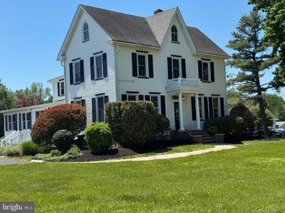 /international/us/150-himmelein-road-medford-nj-110107909700/