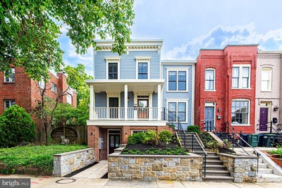 /international/us/325-d-street-se-washington-dc-110108451229/