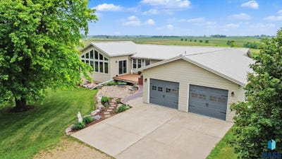 /international/us/22987-448th-ave-madison-sd-110108687878/