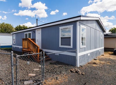 /international/us/15610-w-sr-2-hwy-medical-lake-wa-110100974253/