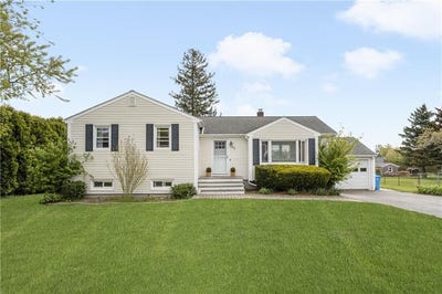 /international/us/45-harvey-road-middletown-ri-110107160925/