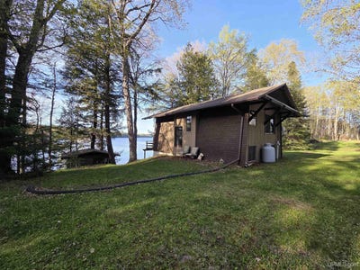 /international/us/6075-e-beatons-lake-road-watersmeet-mi-110108338898/