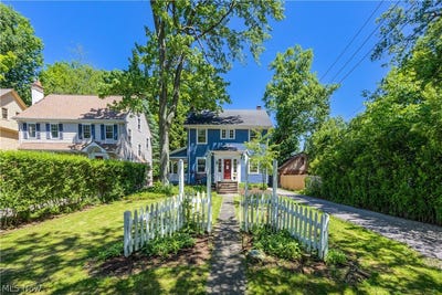 /international/us/2943-edgehill-road-cleveland-heights-oh-110108574082/