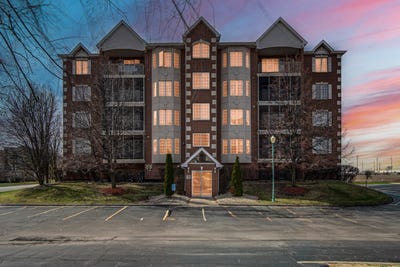 /international/us/7722-greenway-boulevard-tinley-park-il-110106704521/