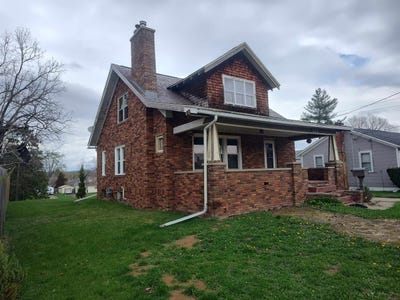 /international/us/509-east-oak-st-street-boscobel-wi-110107336490/