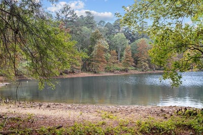 /international/us/188-whispering-pines-rd-milam-tx-110105934566/