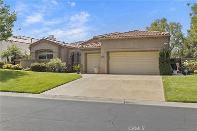 /international/us/38027-cherrywood-drive-murrieta-ca-110107803461/
